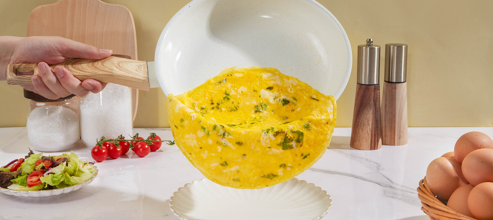 Bazova Ceramic Fry Pan White